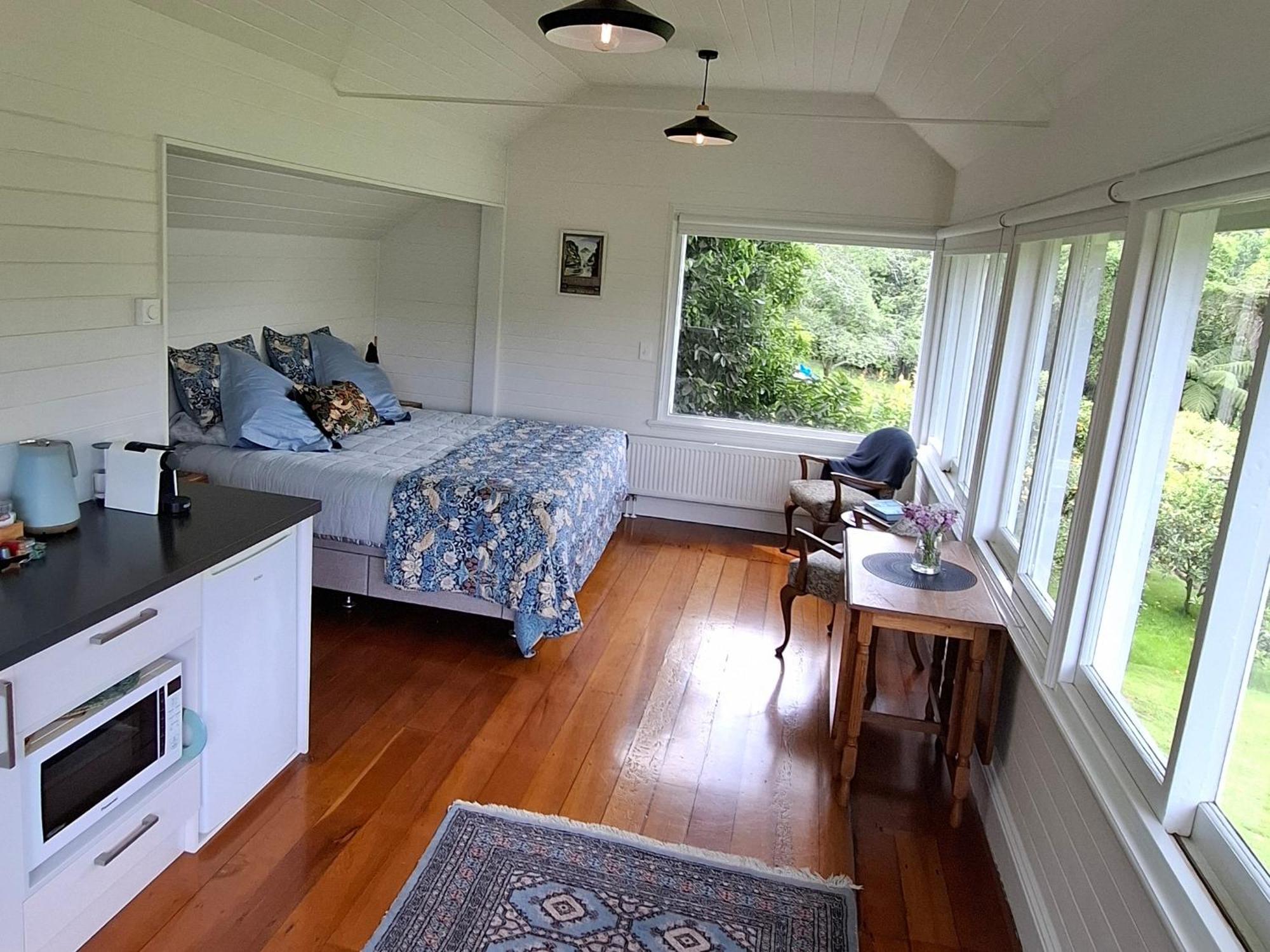 Hotel The Signal Box Whanganui Habitación foto